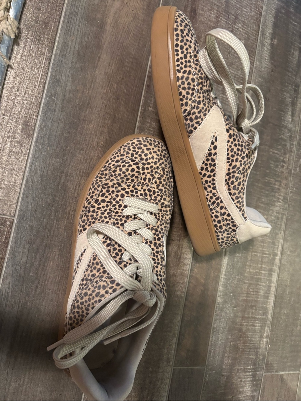 Dolce Vita Leopard-Print Low-Top Sneakers in Beige and Tan